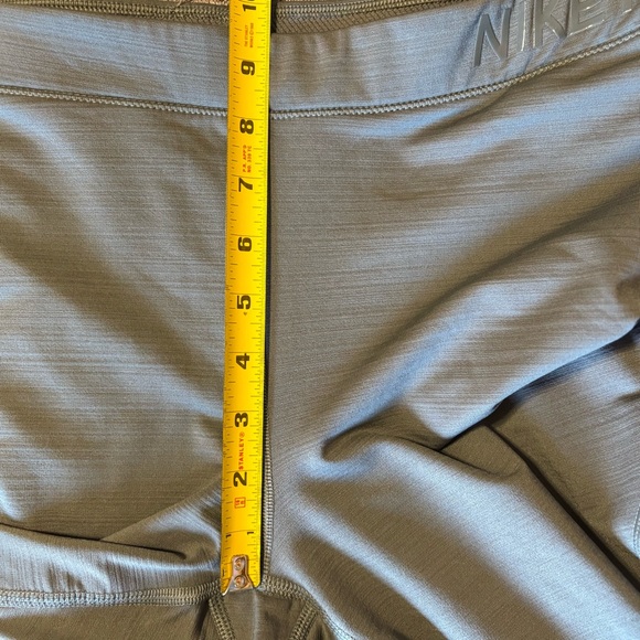 Nike Pro Hyperwarm Women's XL Gray Leggings Thermal Training Tight - Picture 6 of 8
